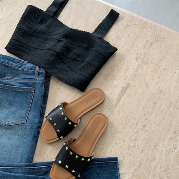 Scalloped Mod Crop Top - Picture 3 of 10